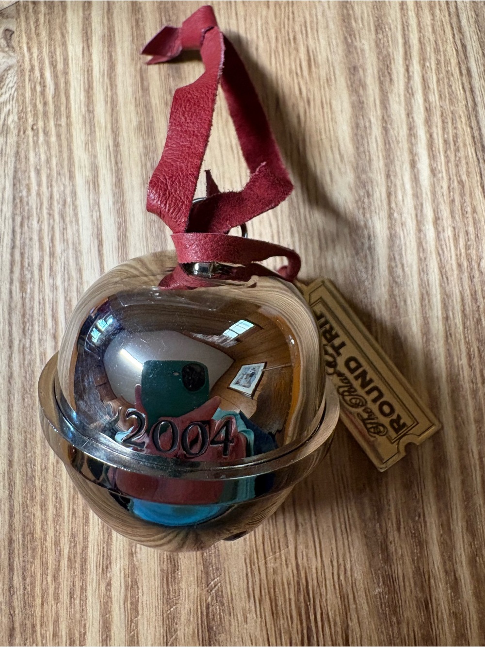 Hallmark Keepsake The Polar Express Magic Bell Ornament - Picture 5 of 5